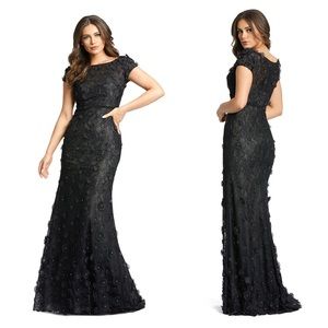 Mac Duggal Floral Appliqué Boat Neck Short Sleeve Gown - Beaded Embroidered.